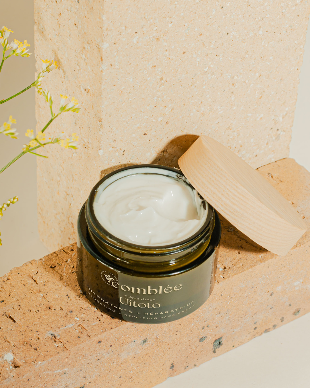 crème peau déshydratée Uitoto / crème apaisante visage Comblée / crème
réparatrice barrière cutanée