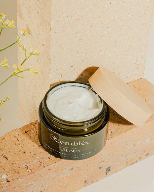 crème peau déshydratée Uitoto / crème apaisante visage Comblée / crème
réparatrice barrière cutanée